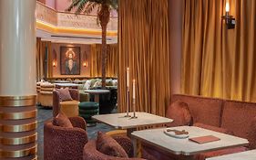 Hotel Boudoir Des Muses À 4*